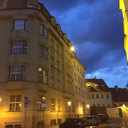 Daire Spacious Elegance In The Heart Of Old Town