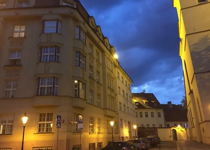 Daire Spacious Elegance In The Heart Of Old Town